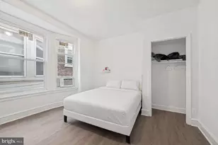 329 N 34th St, Philadelphia, PA 19104 - Photo 12