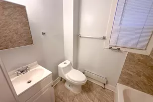 4722 Longshore Ave, Philadelphia, PA 19135 - Photo 4