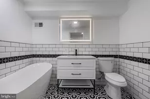 625 Winton St, Philadelphia, PA 19148 - Photo 18