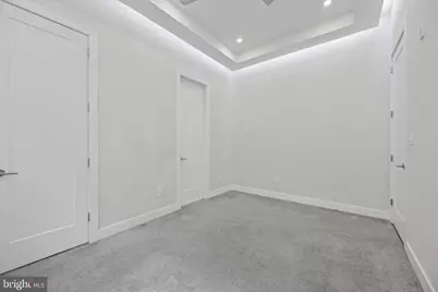 802 Sansom Street #403, Philadelphia, PA 19107 - Photo 12