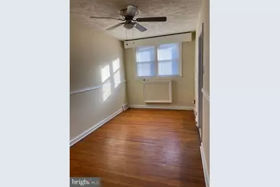 222 W Colonial Street, Philadelphia, PA 19126 - Photo 2