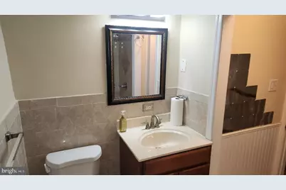 222 W Colonial Street, Philadelphia, PA 19126 - Photo 14