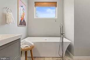 539 McKean St, Philadelphia, PA 19148 - Photo 6