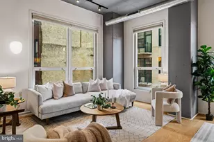 113 N Bread St, Philadelphia, PA 19106 - Photo 2