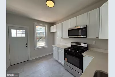 2433 S Millick Street, Philadelphia, PA 19142 - Photo 4