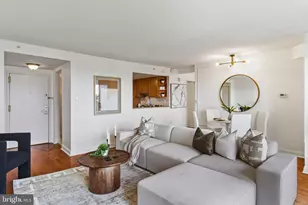 2001 Hamilton St, Philadelphia, PA 19130 - Photo 8