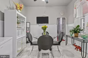 1920 S 16th St, Philadelphia, PA 19145 - Photo 10