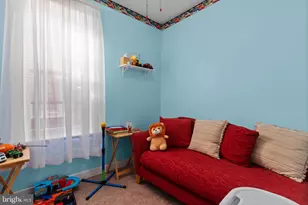 1920 S 16th St, Philadelphia, PA 19145 - Photo 4