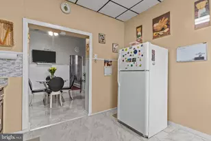 1920 S 16th St, Philadelphia, PA 19145 - Photo 14