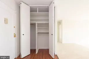 2401 Pennsylvania Ave, Philadelphia, PA 19130 - Photo 26