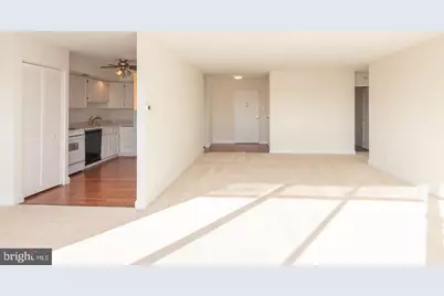 2401 Pennsylvania Avenue #20B27, Philadelphia, PA 19130 - Photo 2