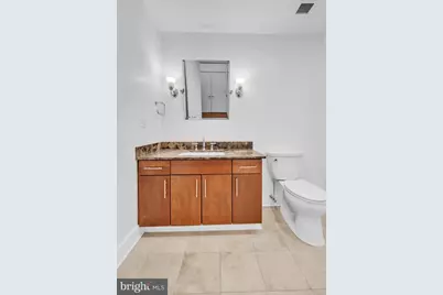 300 N 3rd Street #102, Philadelphia, PA 19106 - Photo 8