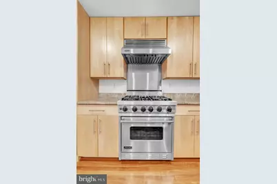 300 N 3rd Street #102, Philadelphia, PA 19106 - Photo 6