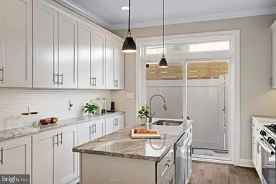 2051 Fernon Street, Philadelphia, PA 19145 - Photo 16