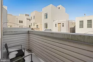 2051 Fernon St, Philadelphia, PA 19145 - Photo 40