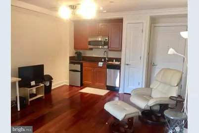 1701 Locust Street #1817, Philadelphia, PA 19103 - Photo 2