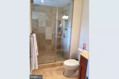 1701 Locust Street #1817, Philadelphia, PA 19103 - Photo 4