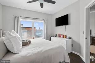 715 Brown St, Philadelphia, PA 19123 - Photo 14