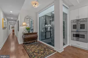 262 S 16th St, Philadelphia, PA 19102 - Photo 8