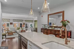 262 S 16th St, Philadelphia, PA 19102 - Photo 6