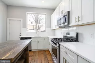 2017 E Hazzard St, Philadelphia, PA 19125 - Photo 8