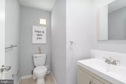 2017 E Hazzard Street, Philadelphia, PA 19125 - Photo 32