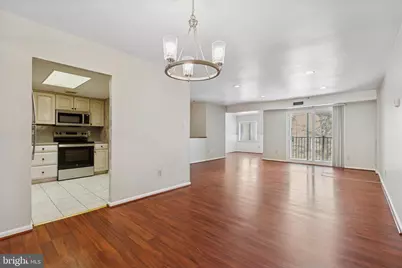 3204 Delaire Landing Road #3204, Philadelphia, PA 19114 - Photo 10