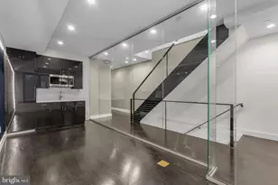 722 N 3rd St, Philadelphia, PA 19123 - Photo 34