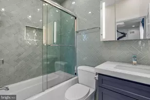 722 N 3rd St, Philadelphia, PA 19123 - Photo 30