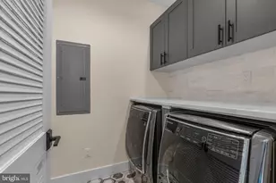 722 N 3rd St, Philadelphia, PA 19123 - Photo 36