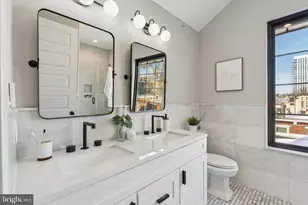 2518 Waverly St, Philadelphia, PA 19146 - Photo 24