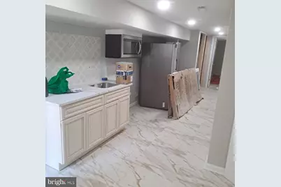 566 Sentner Street #B, Philadelphia, PA 19120 - Photo 2