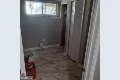 566 Sentner Street #B, Philadelphia, PA 19120 - Photo 4