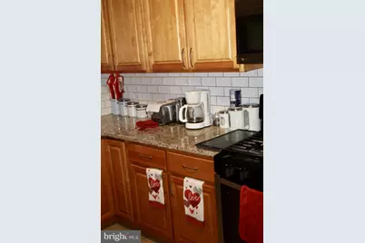 725 W Nedro Avenue, Philadelphia, PA 19120 - Photo 10