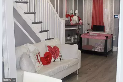 725 W Nedro Avenue, Philadelphia, PA 19120 - Photo 4