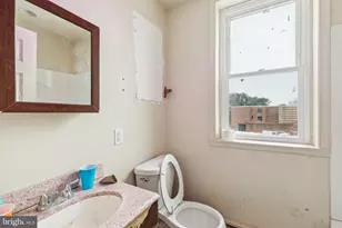 2110 W Chew Ave, Philadelphia, PA 19138 - Photo 10