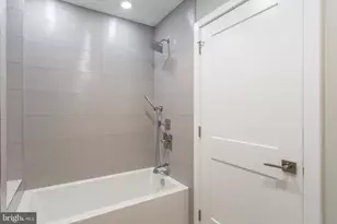 1726 Annin St, Philadelphia, PA 19146 - Photo 24