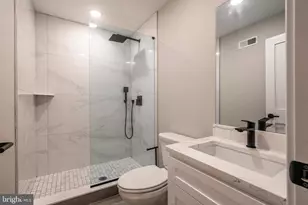 713 S Mildred St, Philadelphia, PA 19147 - Photo 18