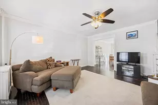 319 Hermitage St, Philadelphia, PA 19128 - Photo 2