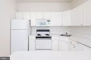 7011 Sansom St, Philadelphia, PA 19106 - Photo 8