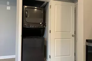 517 S 42nd St, Philadelphia, PA 19104 - Photo 4