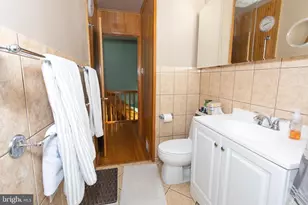 3349 Morning Glory Rd, Philadelphia, PA 19154 - Photo 12