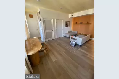 724 S 4th St #2R, Philadelphia, PA 19147 - Photo 2