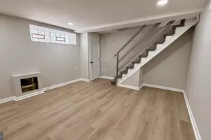 4633 Weymouth St, Philadelphia, PA 19120 - Photo 16