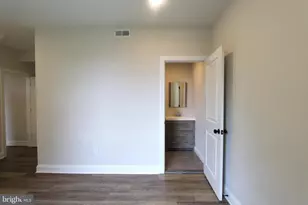 492 Roxborough Ave, Philadelphia, PA 19128 - Photo 22