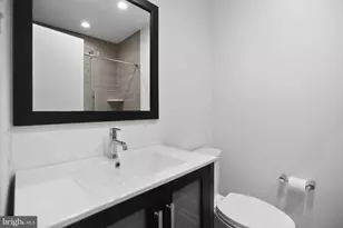 1110 Lombard St, Philadelphia, PA 19147 - Photo 16