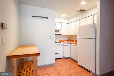 763 S 8th Street #2 F3, Philadelphia, PA 19147 - Photo 6