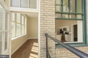 312 Walnut St, Philadelphia, PA 19106 - Photo 1