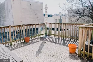 206 Brown St, Philadelphia, PA 19123 - Photo 20