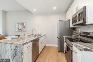 139 N 23rd St, Philadelphia, PA 19103 - Photo 4